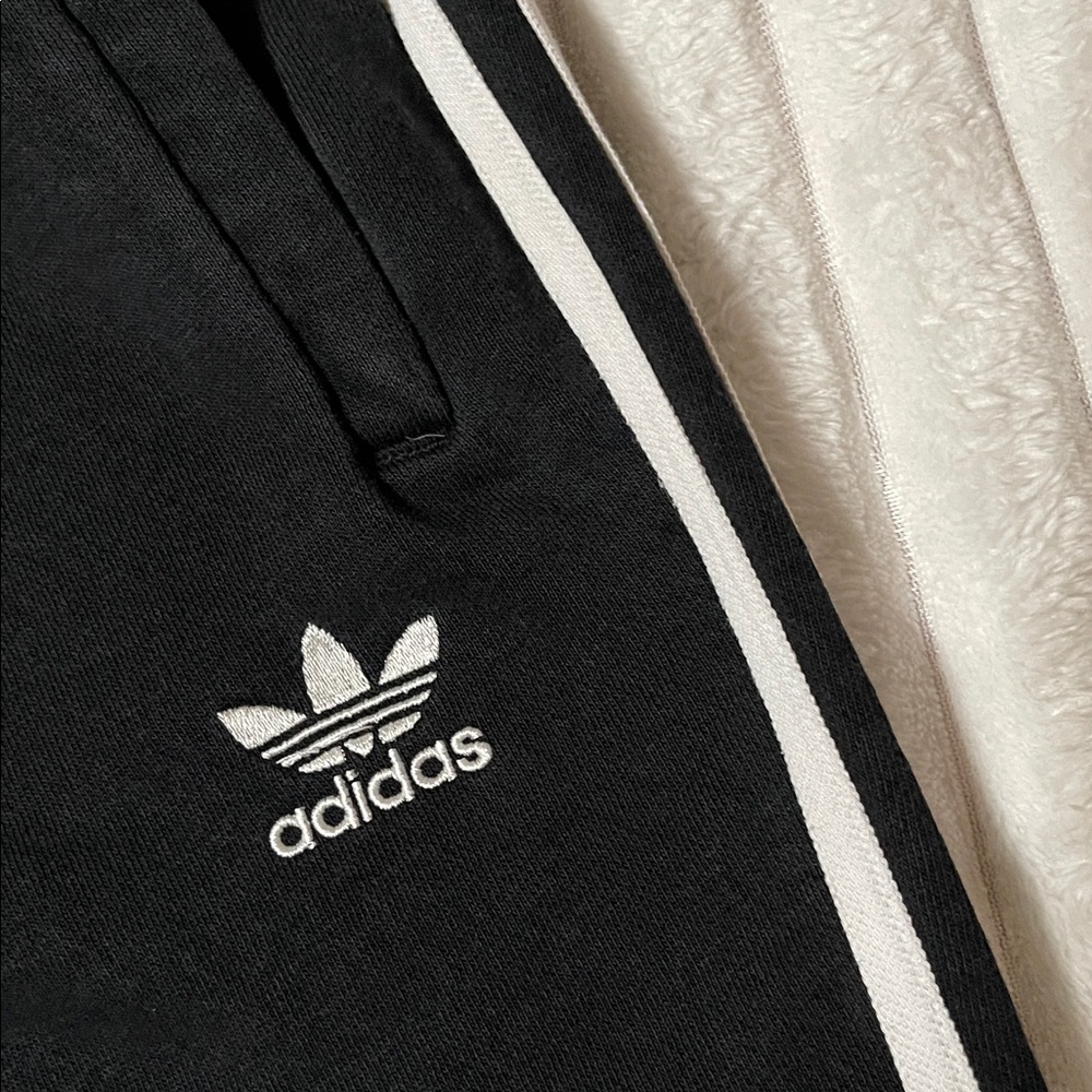 Adidas Originals Classics Pant | Size Large Men - Picture 4 of 9
